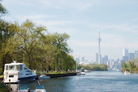 Blick von Toronto Island auf die Skyline von Toronto